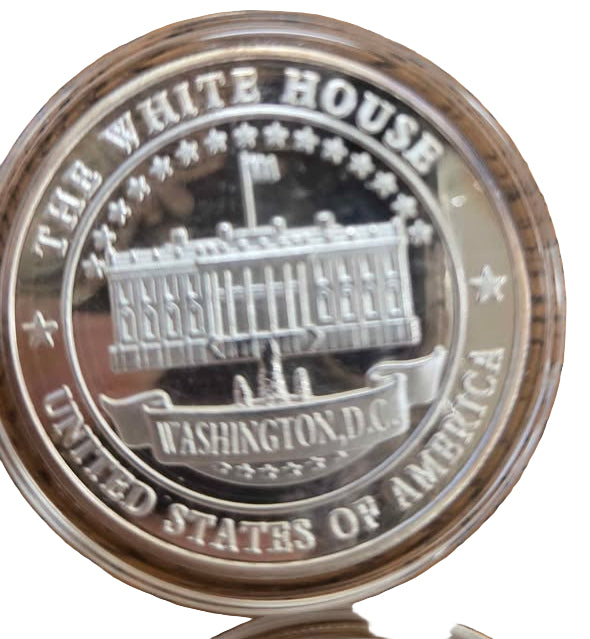 Challenger silver color 1.5" coin set