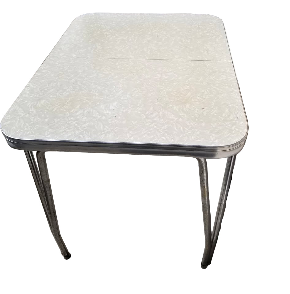 1950's VINTAGE TABLE