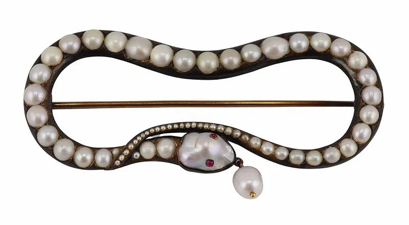 Gold Brooches & Pins