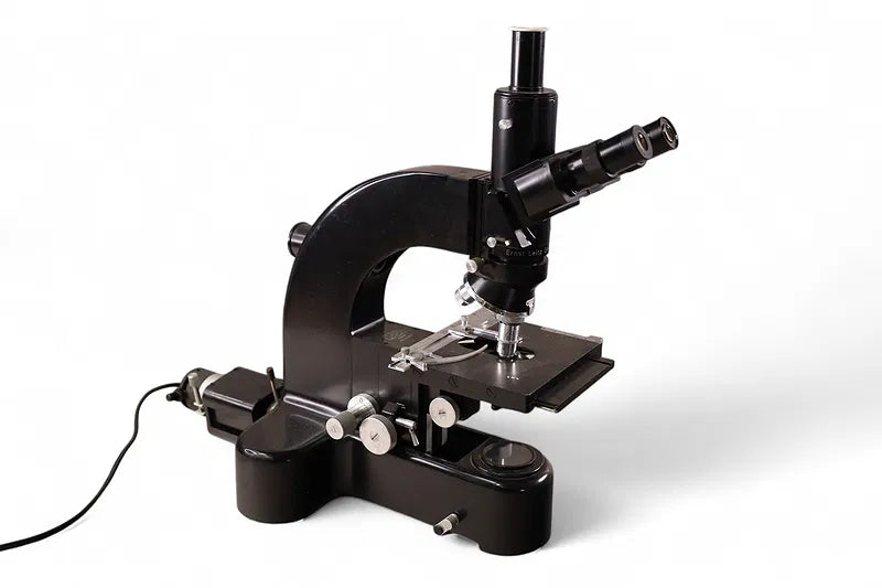 Microscopes & Lab Equipment