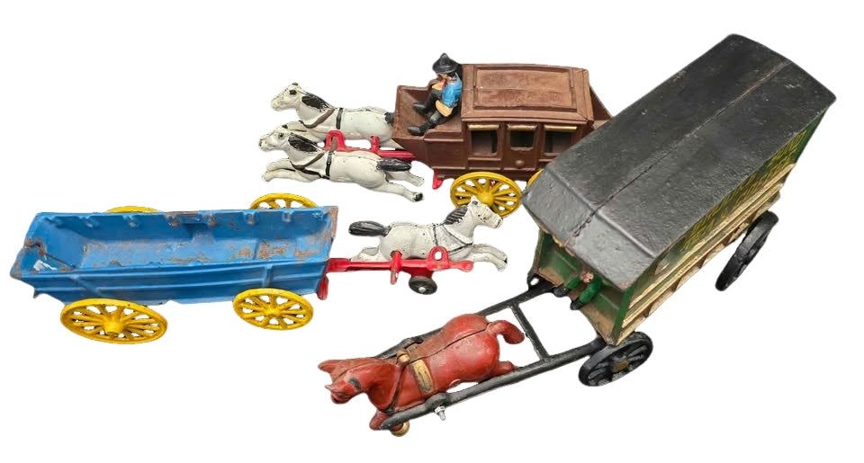 Vintage cast Iron horse and buggy toys