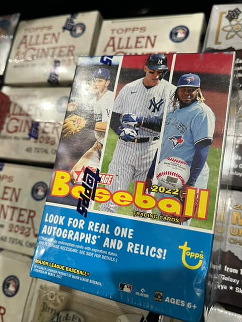 2022 Topps Heritage Baseball Hanger Box