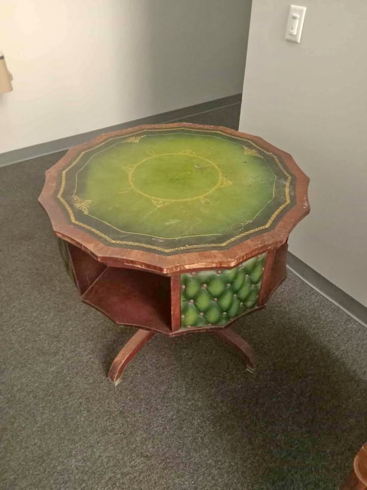 1920s Victorian style Seance Table