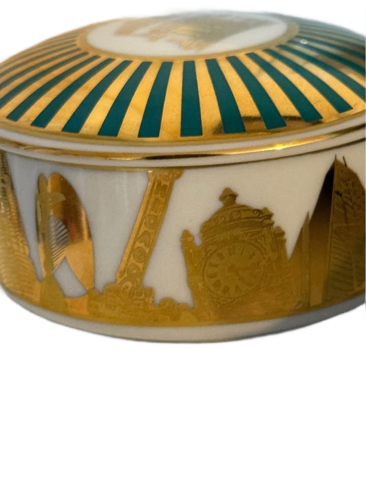 Tiffany & Co. Porcelain Trinket Box – Shedd Aquarium “Amazon Night Gala” 2000 (Chicago Exclusive)