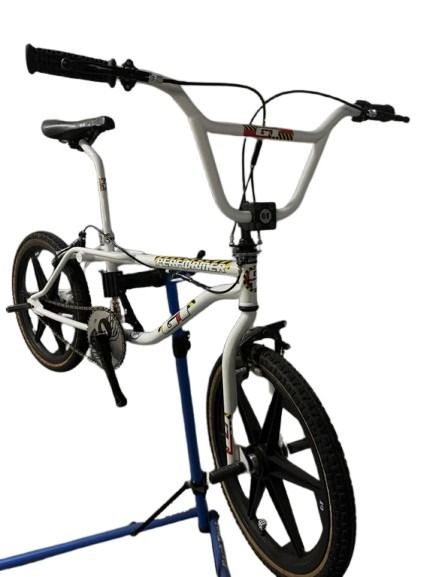 90 Gt Performer Hazard Bmx