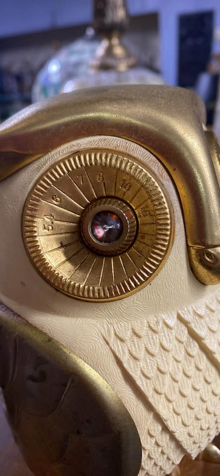 VINTAGE BUBO MCM MOD VINTAGE OWL RADIO