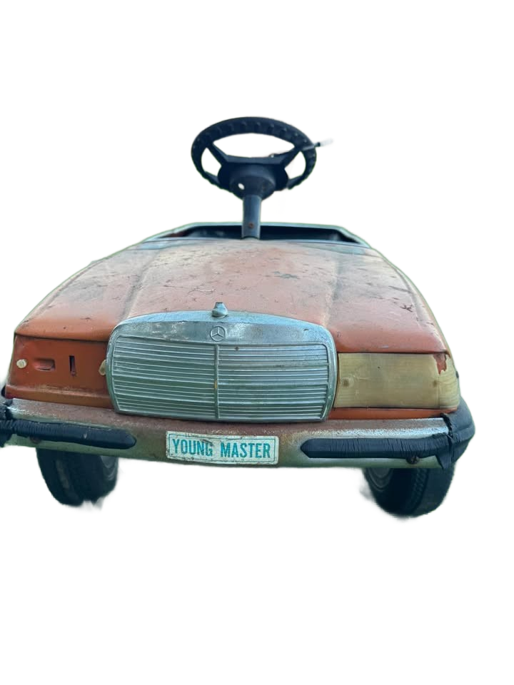 1980’s vintage pedal car