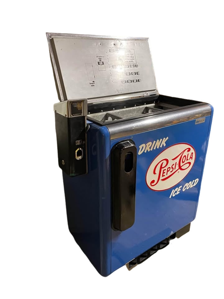 Vintage 1960s Pepsi slider