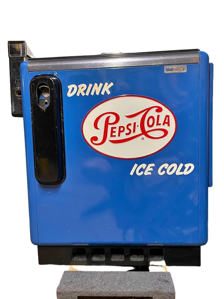 Vintage 1960s Pepsi slider