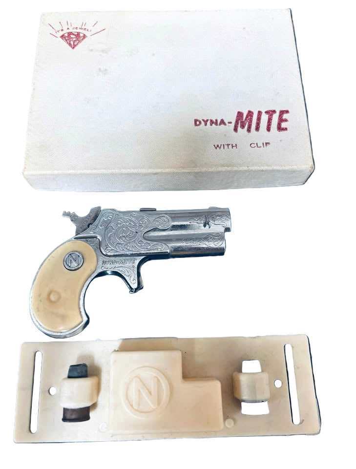 1960s Dyna-Mite cap toy cap gun W/ original box and clip