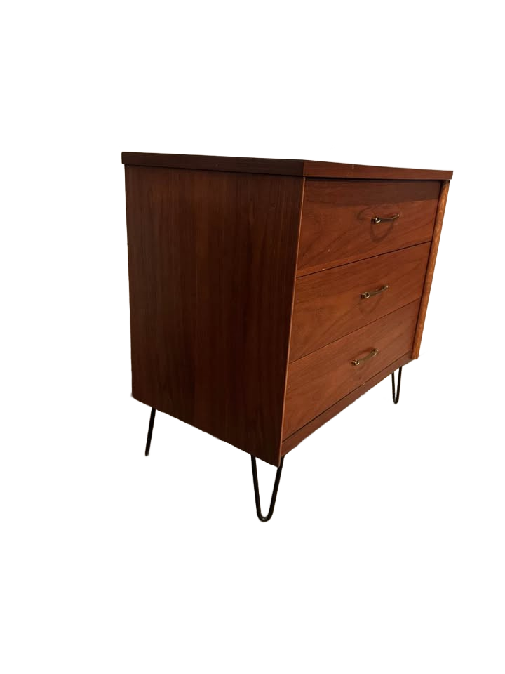 Mid Century Modern Bassett Dresser – Vintage Solid Wood