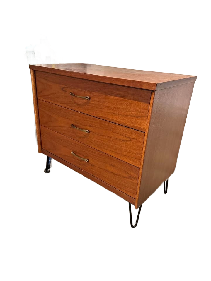 Mid Century Modern Bassett Dresser – Vintage Solid Wood