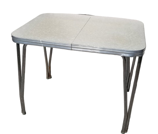 1950's VINTAGE TABLE