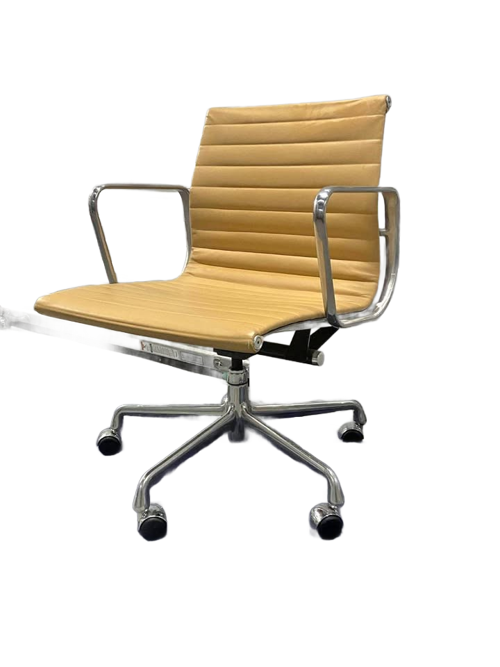 Herman Miller Aluminum Group Management Chair Vinyl Tan
