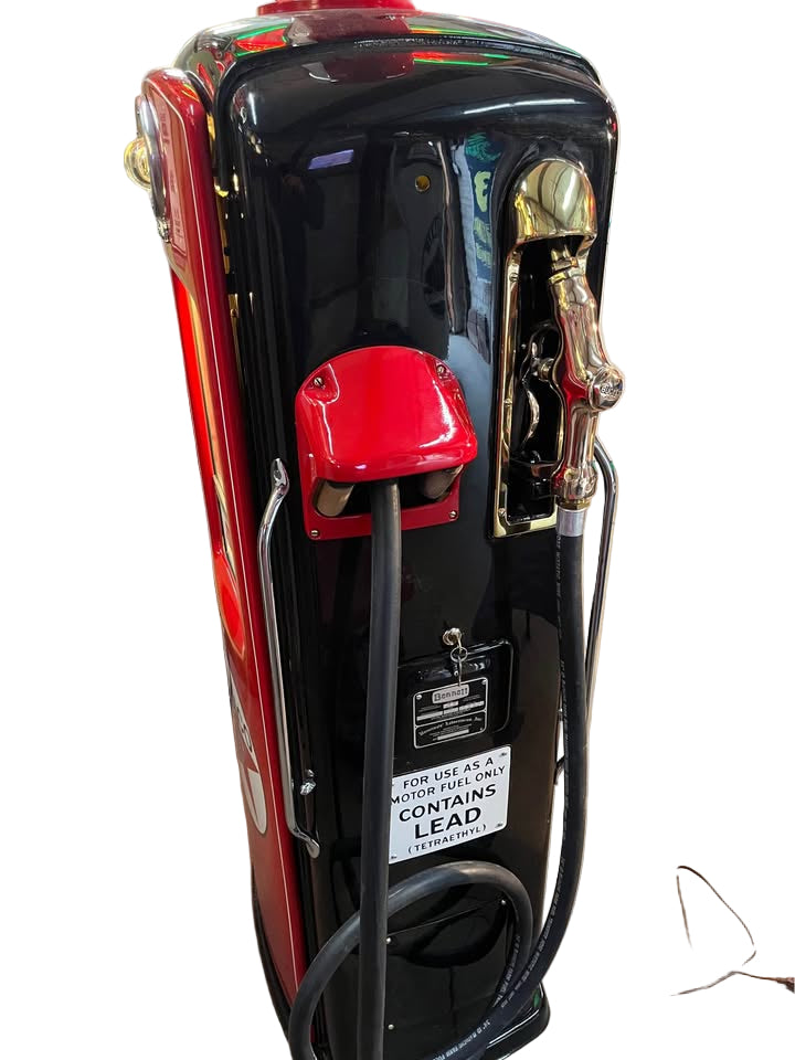 Bennett 5 foot Gas pump