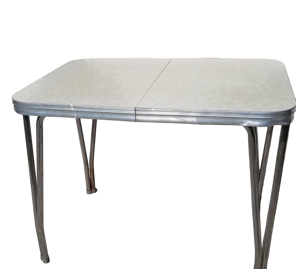 1950's VINTAGE TABLE