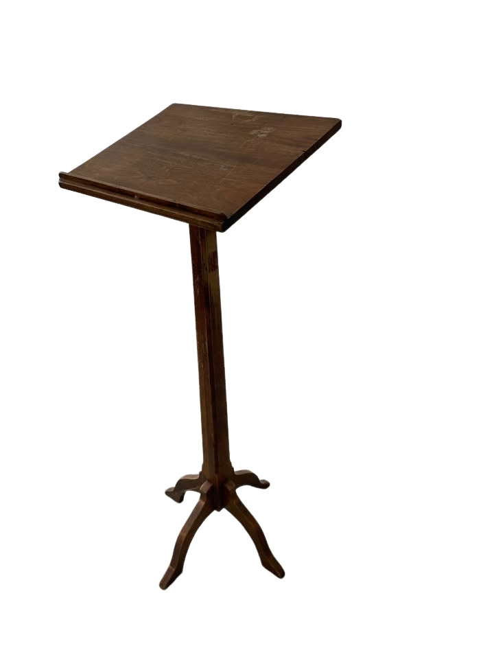 Vintage teachers podium