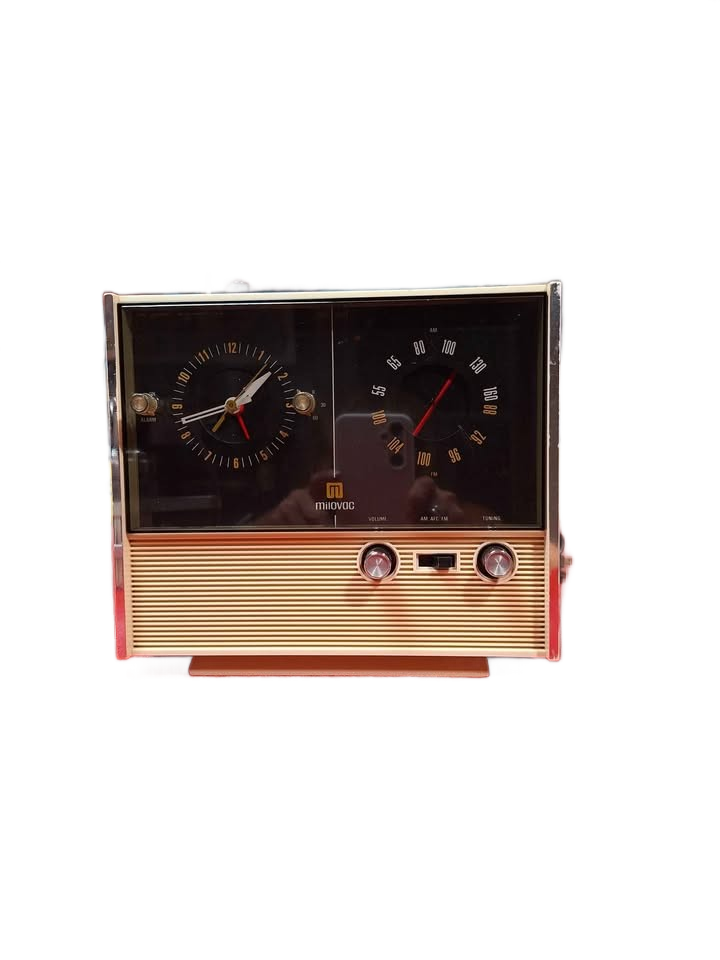 WORKING True VTG Mid-century Modern 1960s Milovac AM/FM Clock Radio MCM