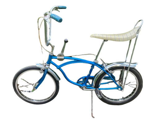 1967 Schwinn Stingray 3 speed Banana Seat Muscle Bike Sky Blue