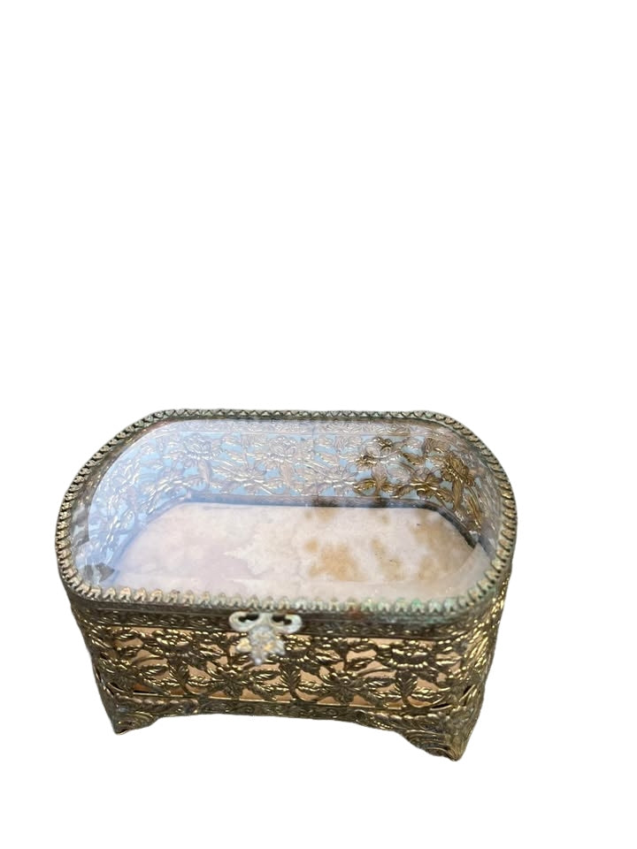 Vintage french 1940s 24 kart gold Ormolu dresser 3 piece set