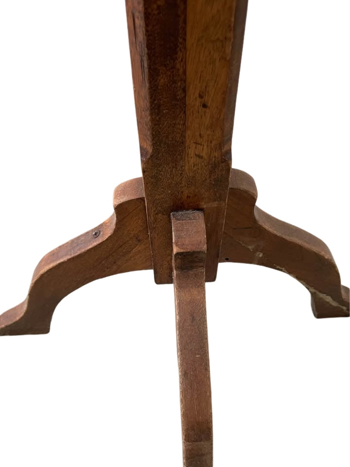 Vintage teachers podium