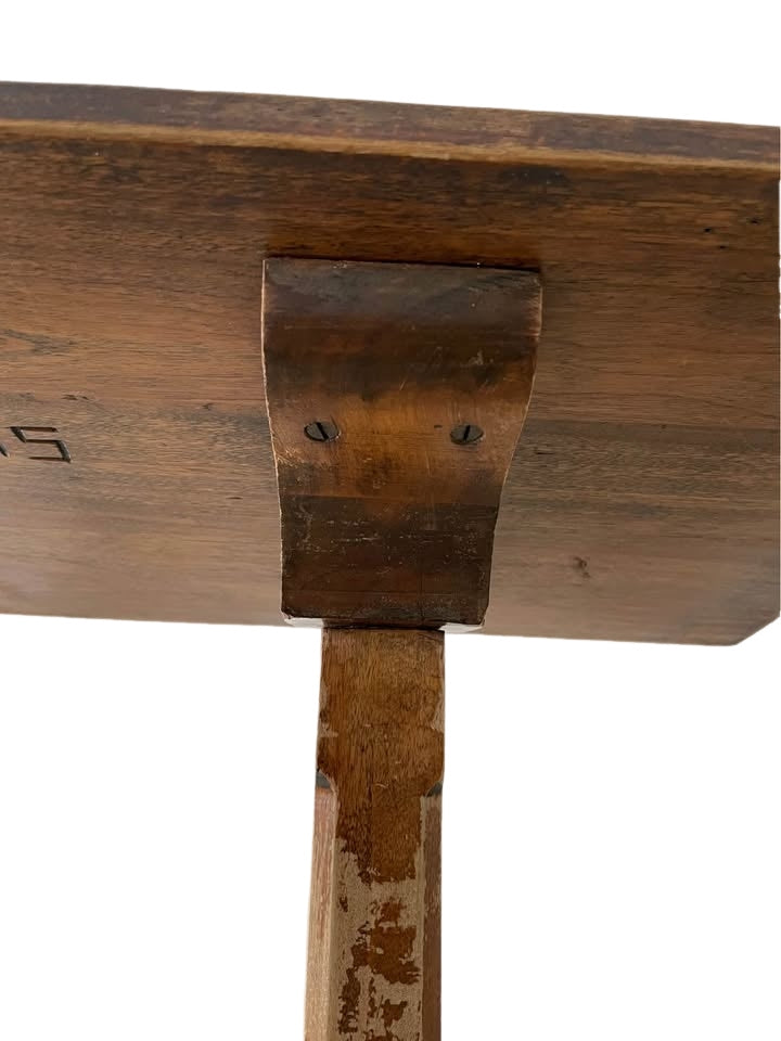 Vintage teachers podium