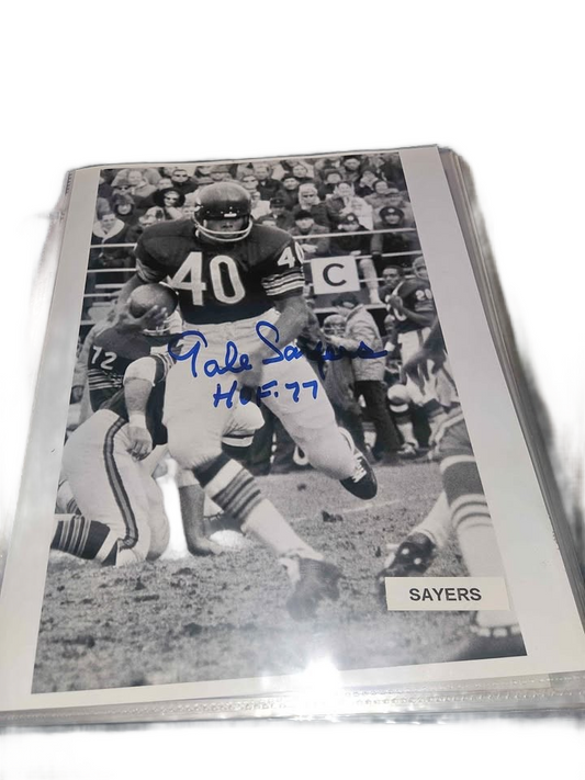 Gale Sayers Signed 8x10