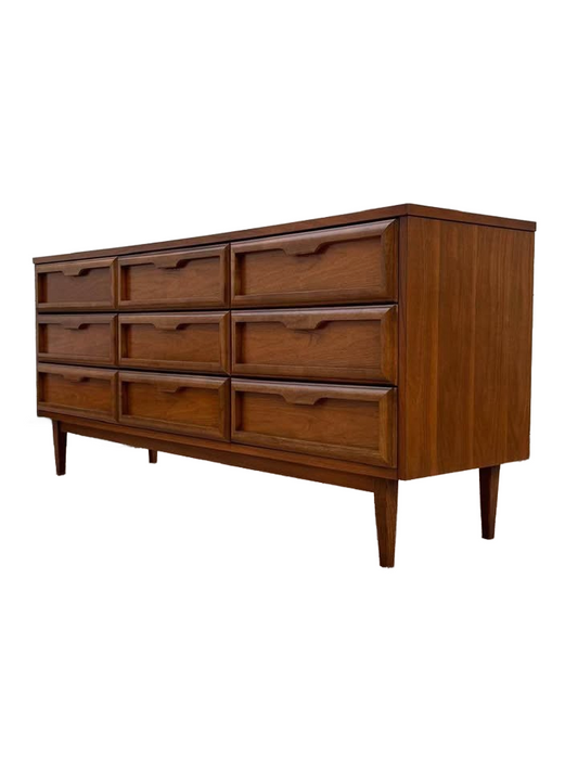 Bassett MCM dresser