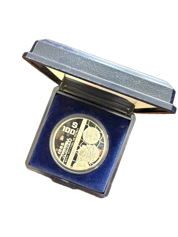 1986 World Cup 100 Peso Silver coin