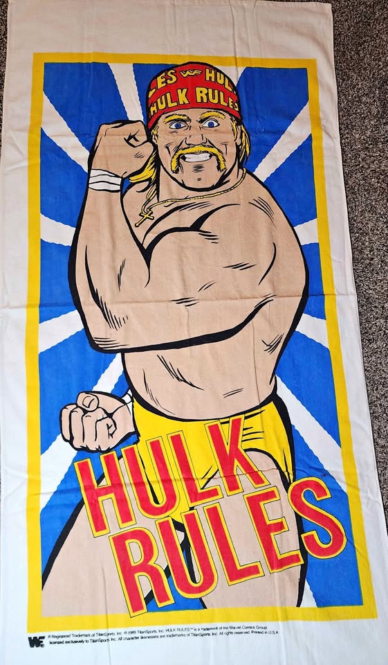 Hulk Hogan RARE Beach Towel WWF WWE WCW NWO Vintage Wrestling