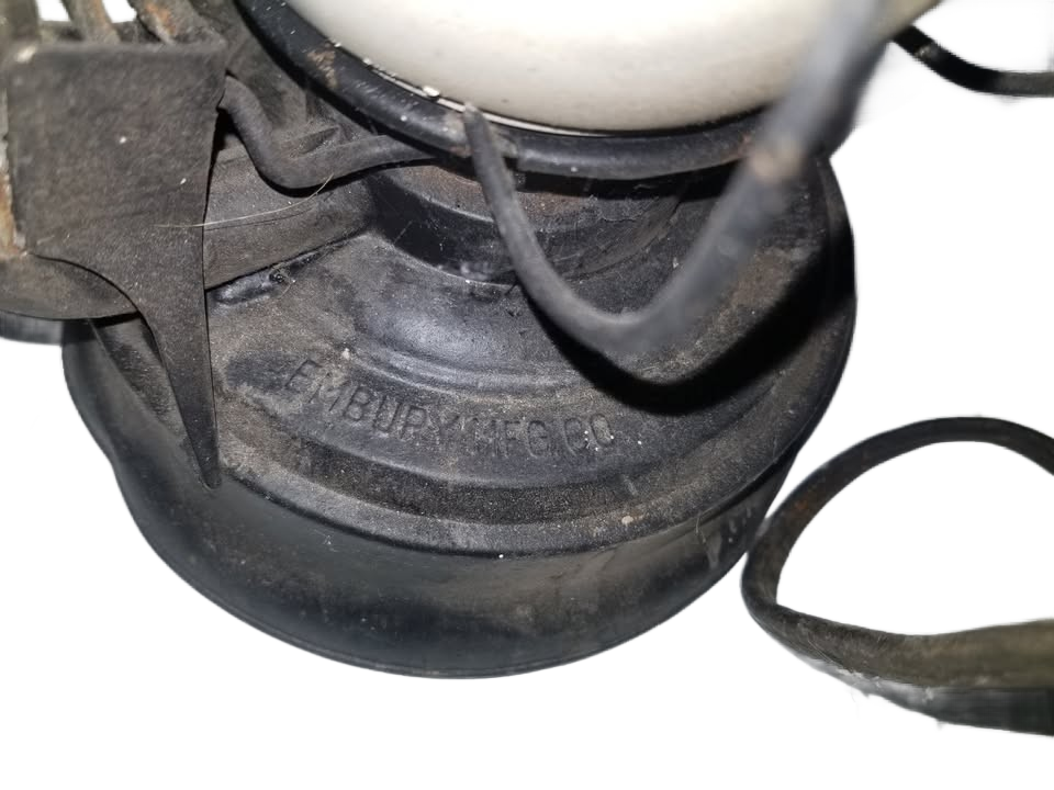 Vintage lamp embury mfg co