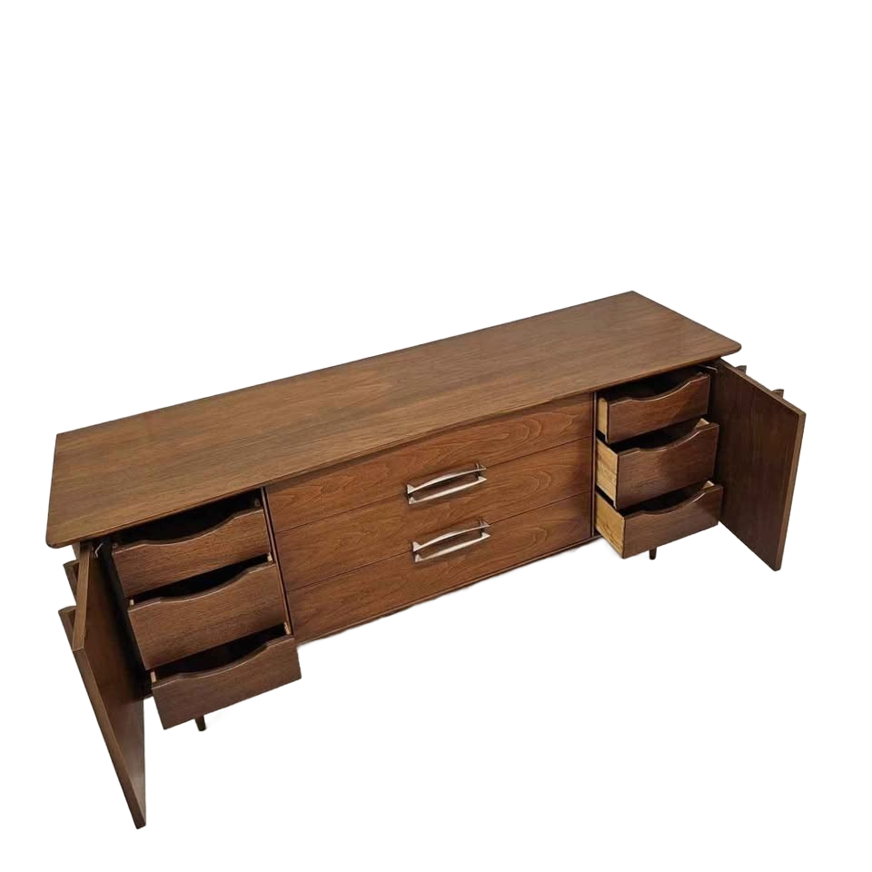Midcentury Modern Dresser / Credenza