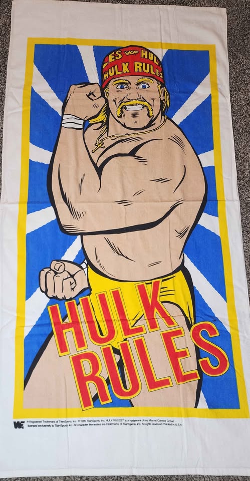 Hulk Hogan RARE Beach Towel WWF WWE WCW NWO Vintage Wrestling