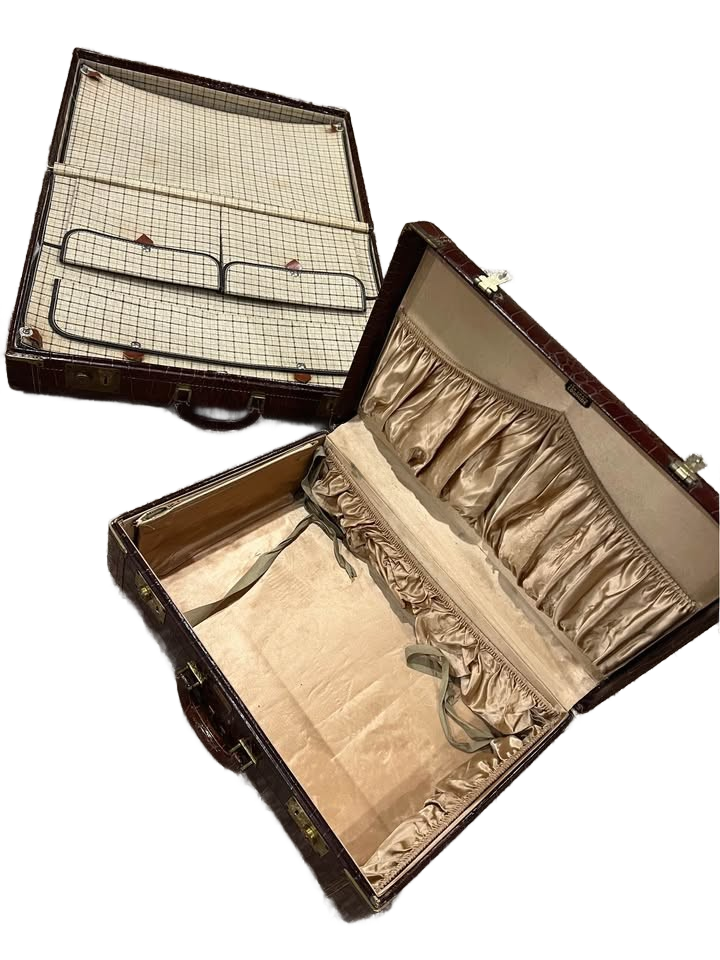 Vintage Suitcases 3 High End