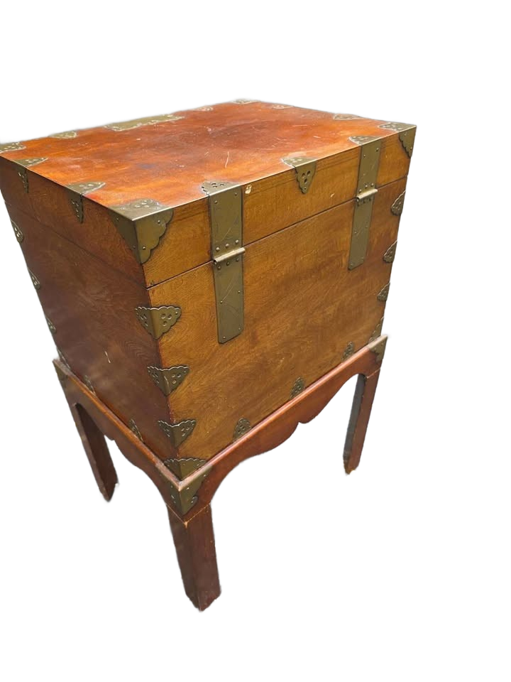 Mid-Century Korean Blanket Chest, also known as a Bandaji