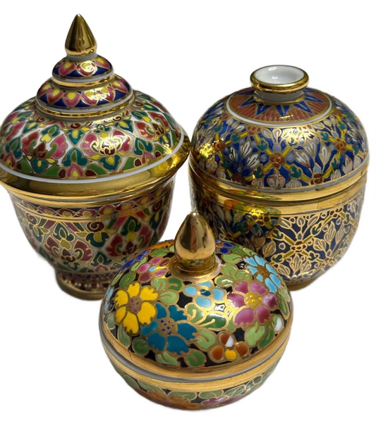 Beautiful Hand Painted Benjarong Small Trinket Jar/Dish With Lid Gold Set of 3