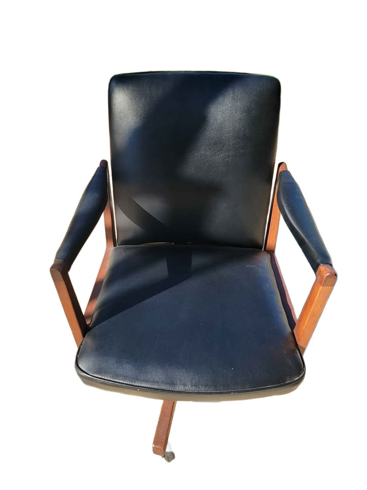 Vintage MCM Mid-Century Modern Gunlocke Walnut Executive Office Desk Chair Jens Risom Style