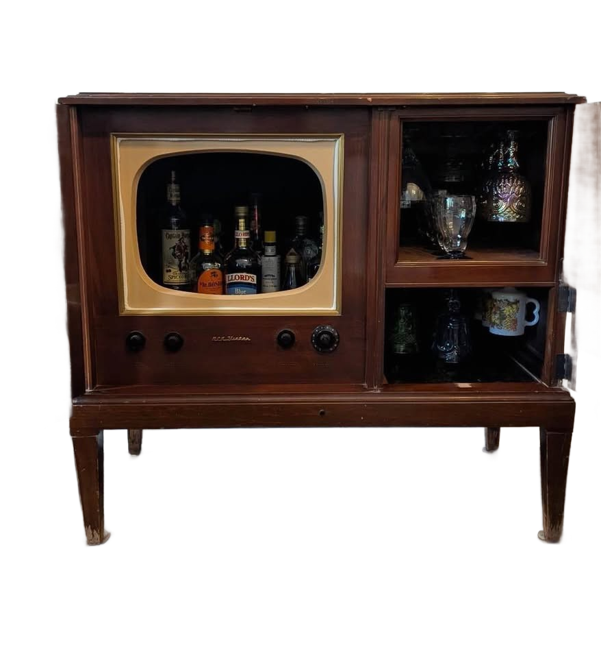 Vintage tv bar cabinet