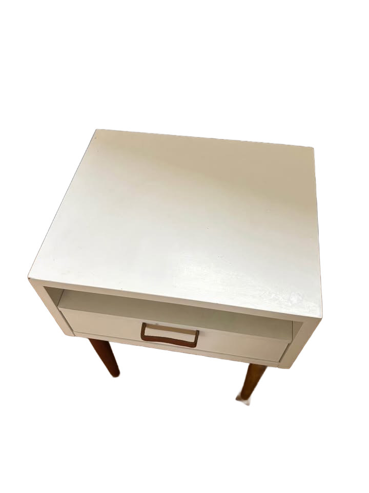 Mid Century Modern style end table