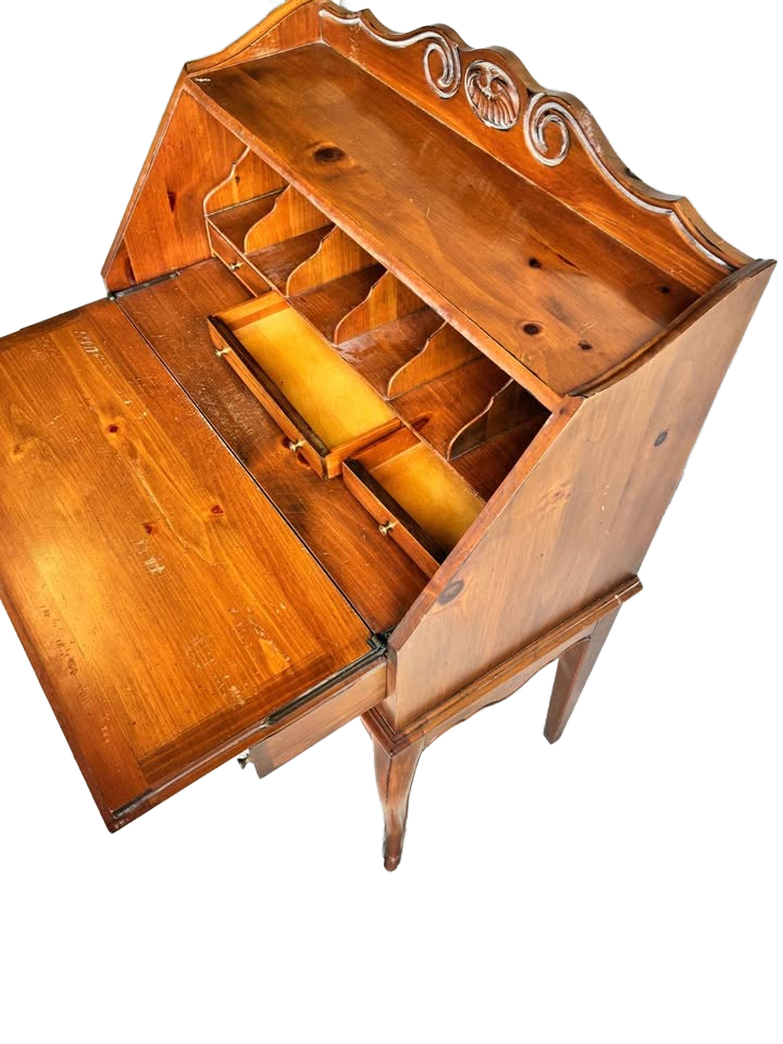 Beautiful ETHAN ALLEN Vintage, French Provençal style secretary desk