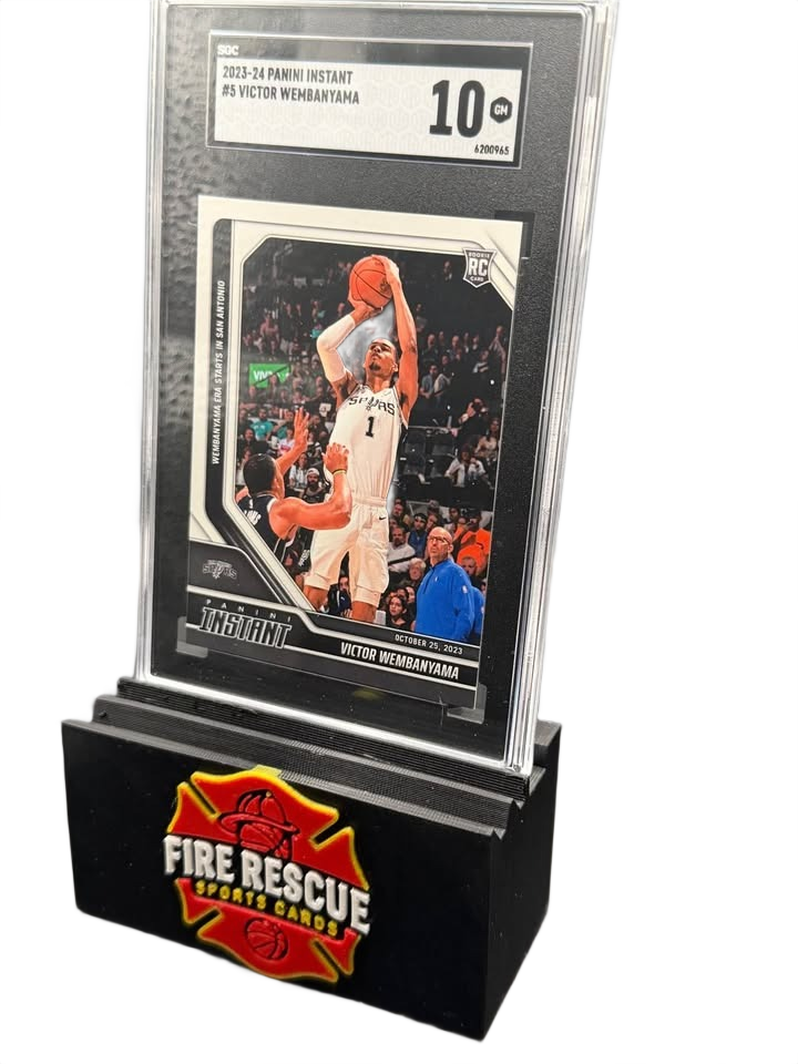 Panini instant Victor Wembanyama 5 Rookie SGC 10