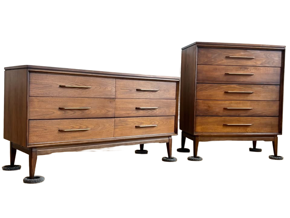 MCM “The Impact Collection” by Bassett Dresser/Credenza Set