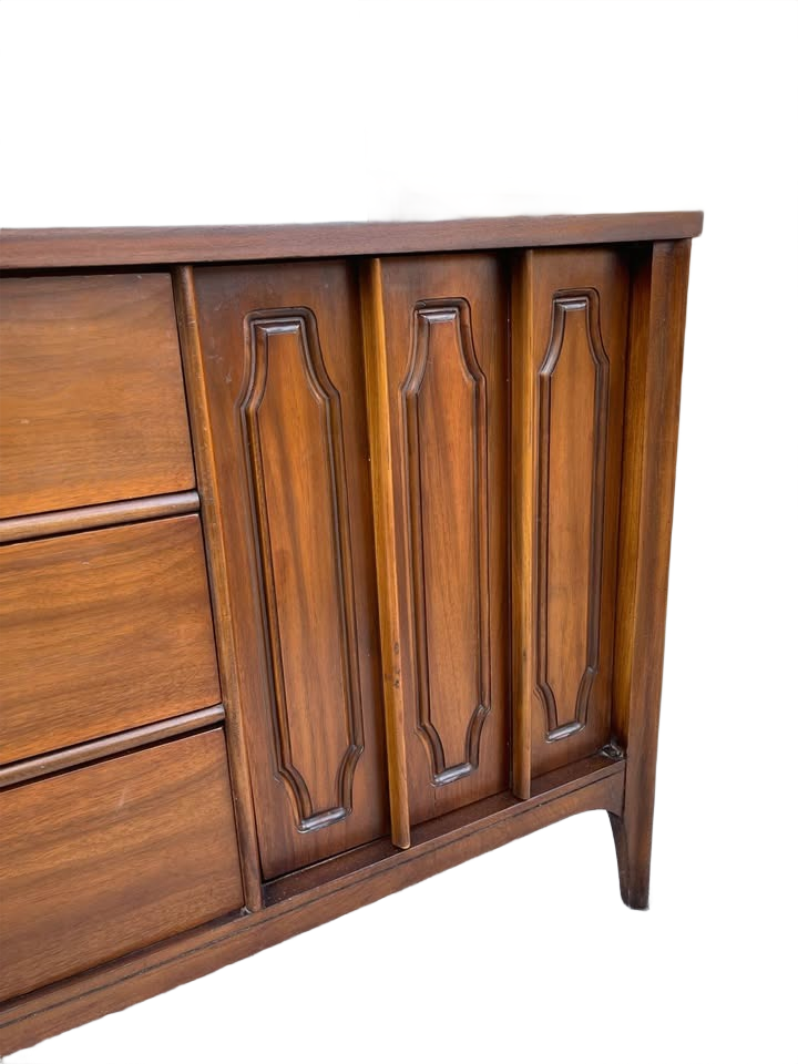 MCM Dresser set