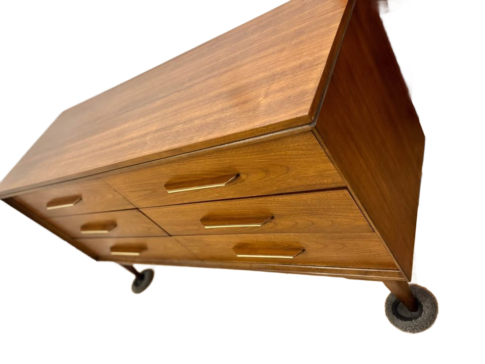 MCM “The Impact Collection” by Bassett Dresser/Credenza Set