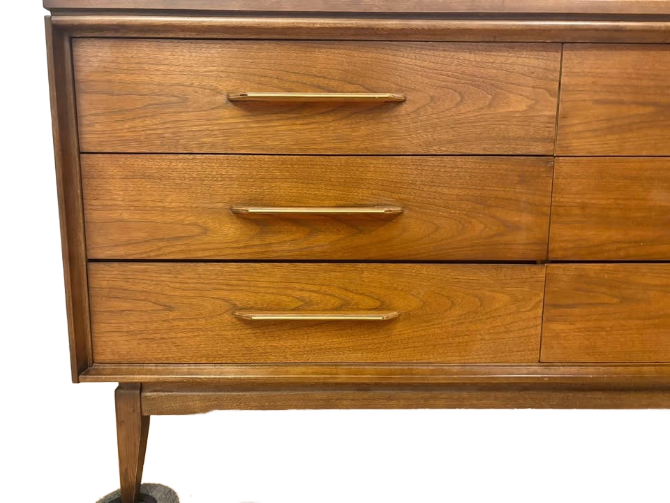 MCM “The Impact Collection” by Bassett Dresser/Credenza Set