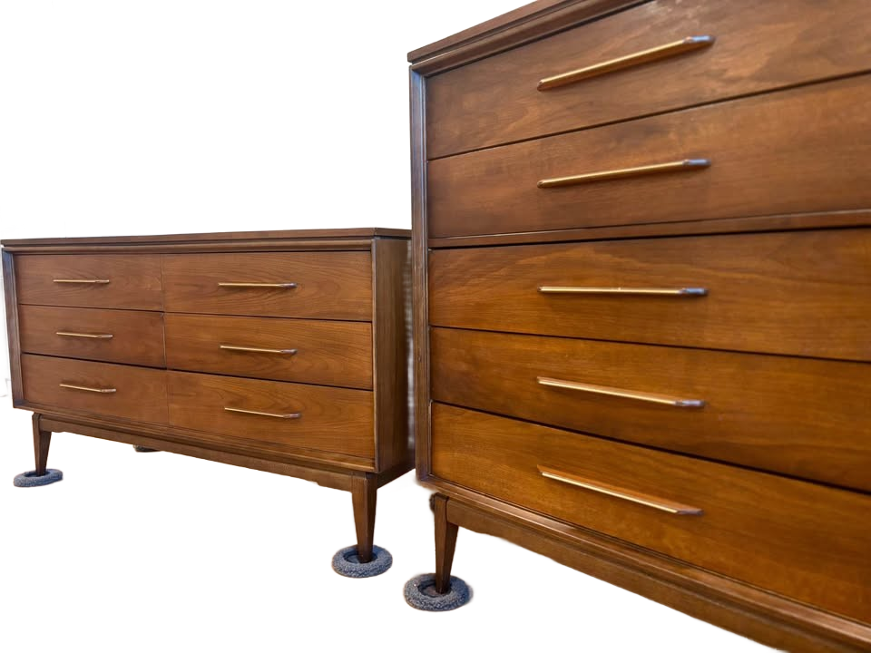 MCM “The Impact Collection” by Bassett Dresser/Credenza Set