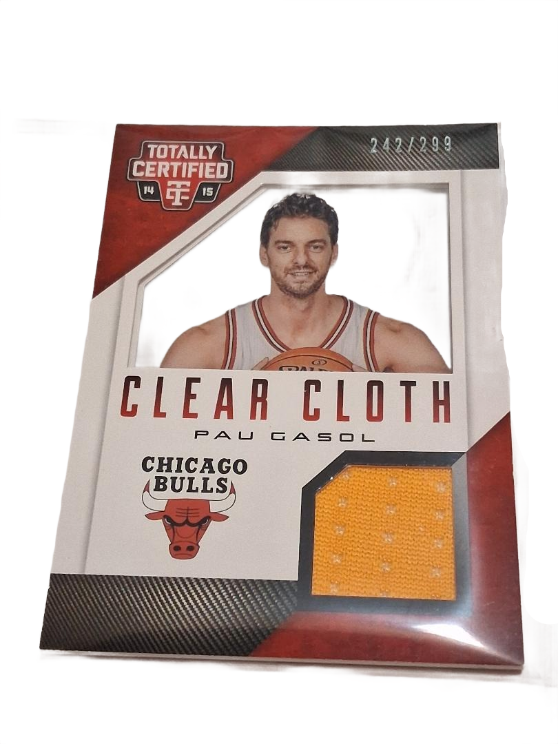 2014–15 Panini Totally Certified Clear Cloth Pau Gasol 242/299