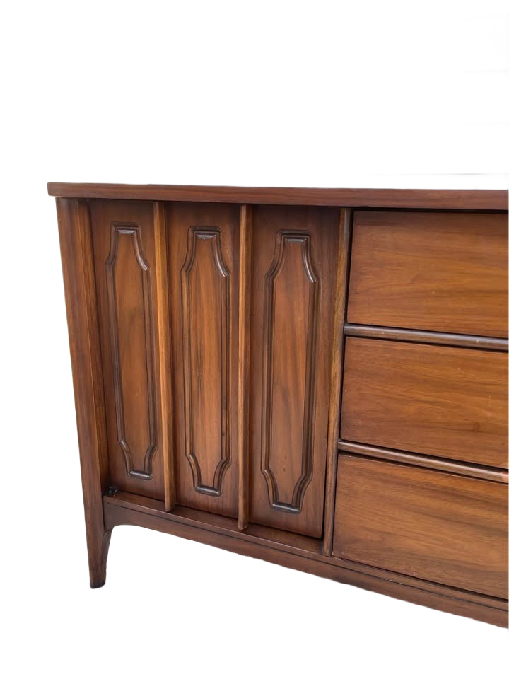 MCM Dresser set