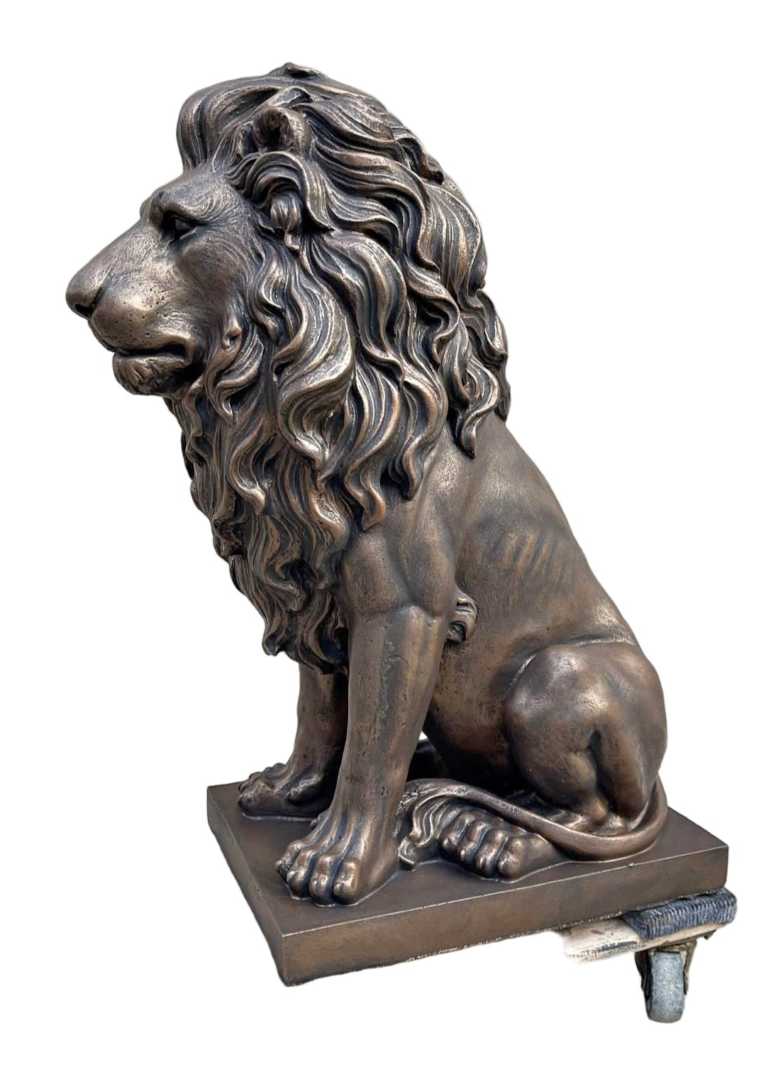 CONCRETE LION STATUES